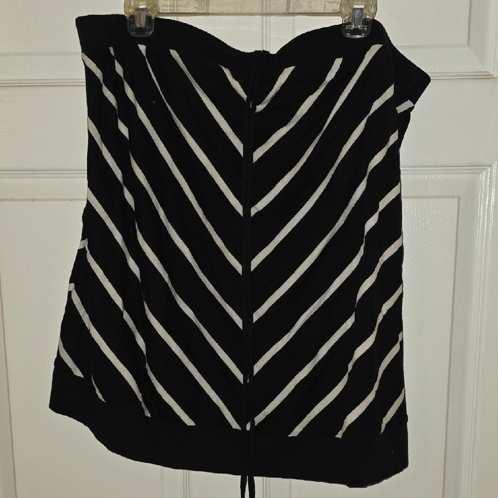 torrid Black and White Striped Strapless Tube Top